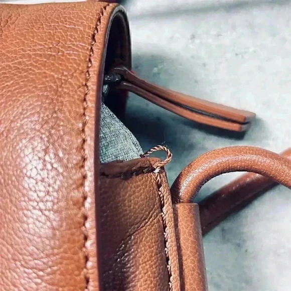 Ellen Degeneres Women's Brown Leather Crossbody Bag - Picture 9 of 12